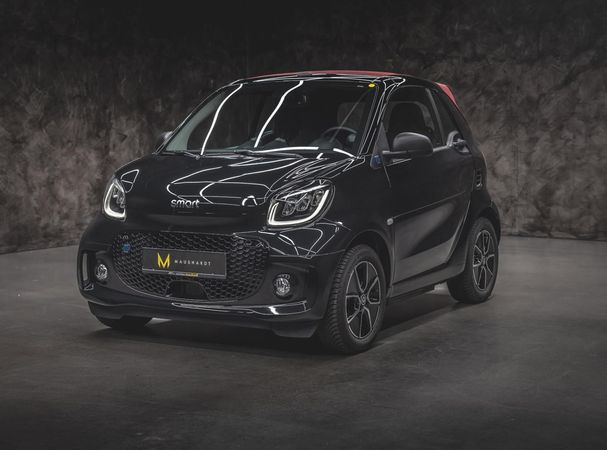 Smart ForTwo cabrio EQ passion 60 kW image number 1