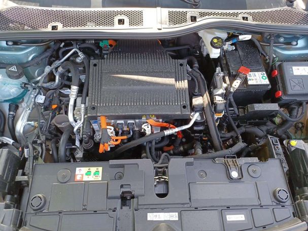 Citroen e-C4 100 kW image number 21