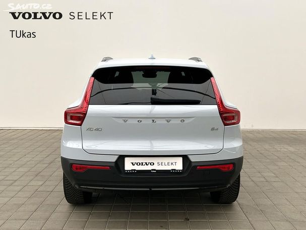 Volvo XC40 B4 Plus Dark 145 kW image number 6