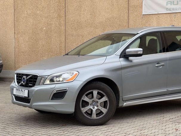 Volvo XC60 AWD 120 kW image number 19