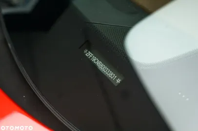 Car image 35