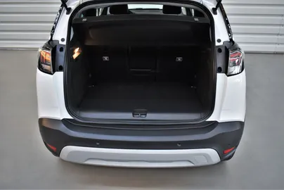 Car image 31