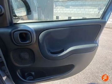 Car image 27
