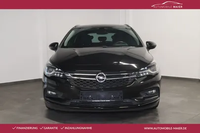 Car image 3