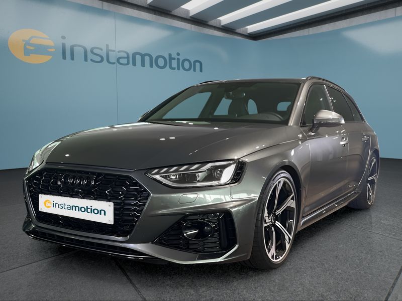 Audi RS4 Avant TFSI