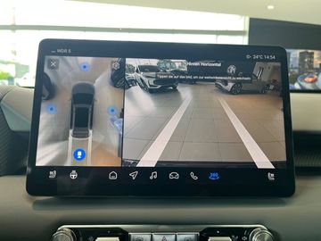 Car image 26