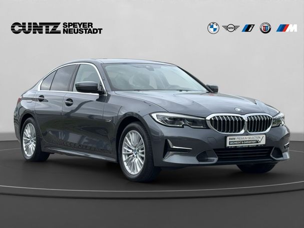 BMW 320 e 150 kW image number 3