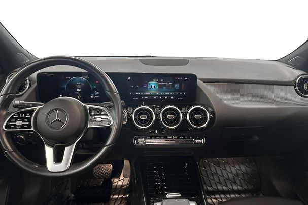 Mercedes-Benz GLA 250 e 160 kW image number 8