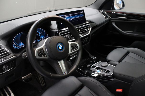 BMW iX3 M Sport 210 kW image number 10