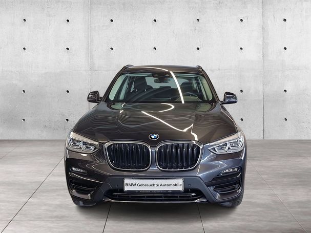 BMW X3 xDrive30e Advantage 215 kW image number 2