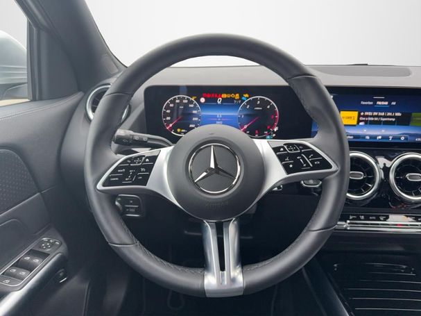 Mercedes-Benz GLA 180 d 85 kW image number 13