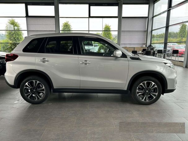 Suzuki Vitara 1.4 Boosterjet Hybrid 96 kW image number 6