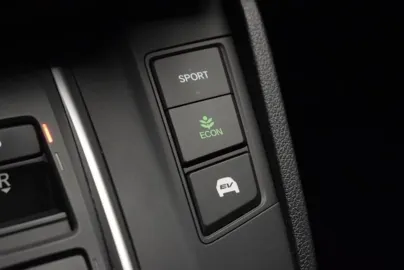 Car image 50