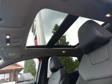 Car image 35