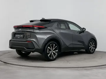 Car image 2