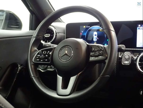 Mercedes-Benz A 180 d 85 kW image number 10