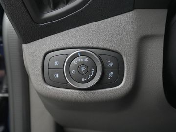 Car image 38