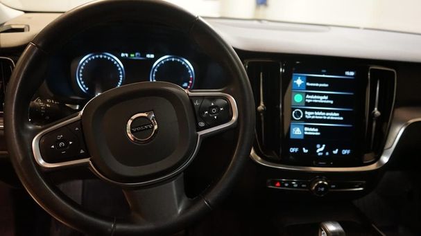 Volvo V60 B4 147 kW image number 6