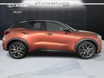 Car image 5