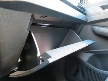 Car image 48