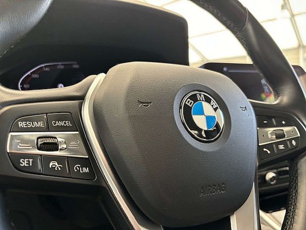 BMW 320i 135 kW image number 5