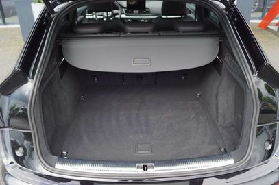 Car image 31