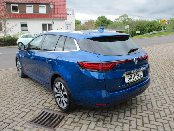 Renault Megane Grandtour E-Tech Plug-in 160 116 kW image number 4