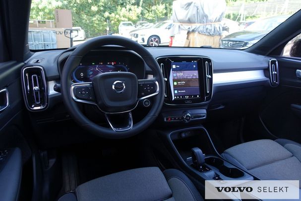 Volvo XC40 AWD 145 kW image number 25