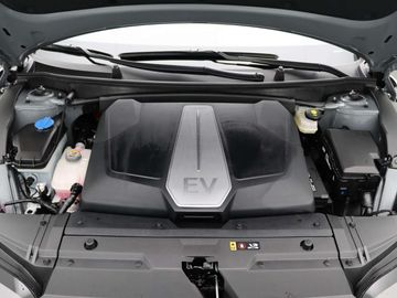 Car image 36