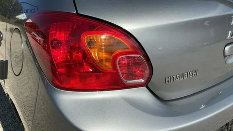 Car image 24
