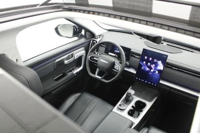 Car image 27