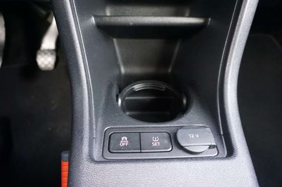 Car image 33