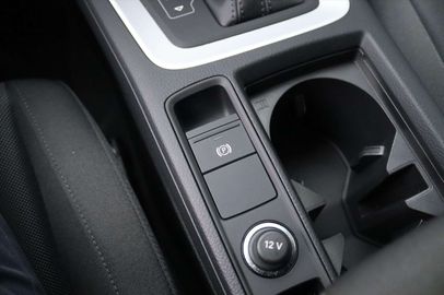 Car image 31