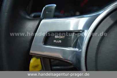 Car image 35