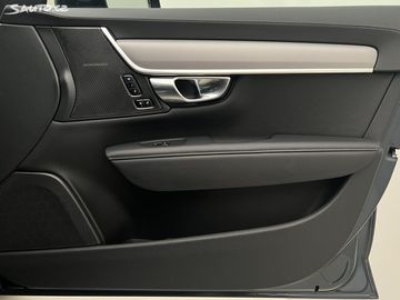 Car image 44