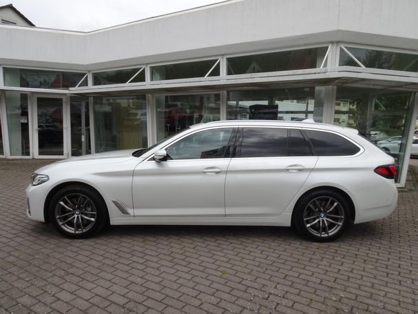 BMW 530d Touring Luxury Line xDrive 210 kW image number 5