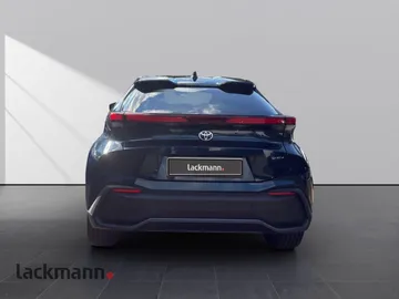 Car image 5