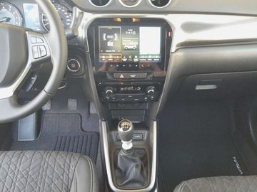 Car image 15