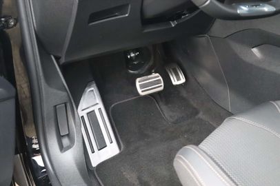 Car image 41