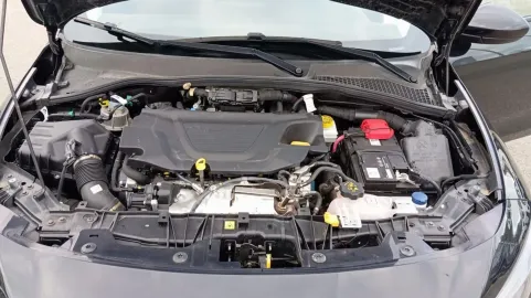 Car image 28