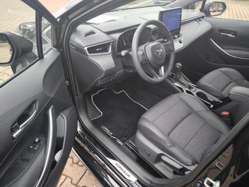 Car image 8