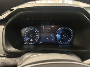 Car image 23