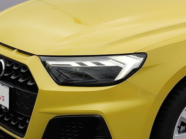 Audi A1 25 TFSI S-line Sportback 70 kW image number 3