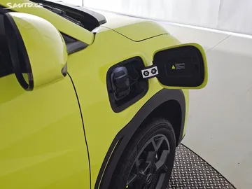 Car image 31