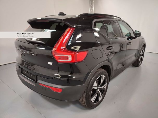 Volvo XC40 R Plug-in Hybrid Design 155 kW image number 2