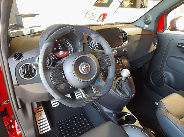 Abarth 695 132 kW image number 4