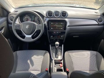 Car image 11