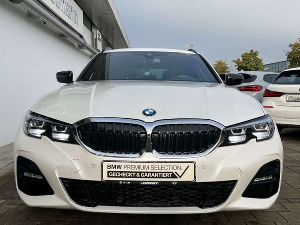 BMW 330e Touring xDrive 215 kW image number 3