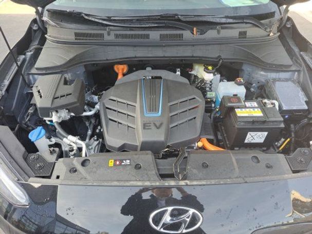 Hyundai Kona Elektro 100 kW image number 4