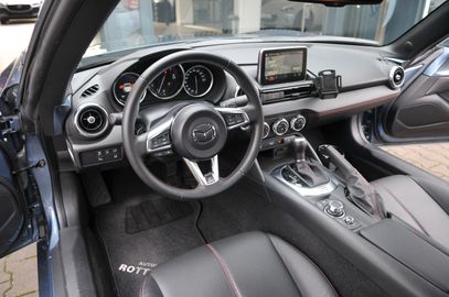 Car image 30